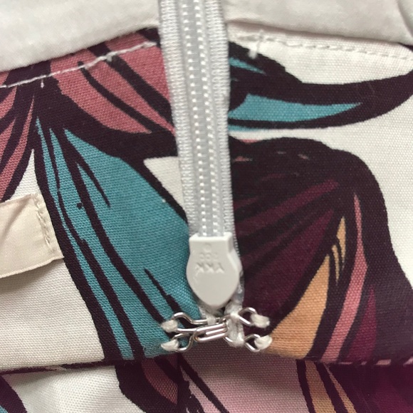 HP🎉 NWOT LOFT Gorgeous Floral Pencil Skirt Size 6 - Picture 10 of 13